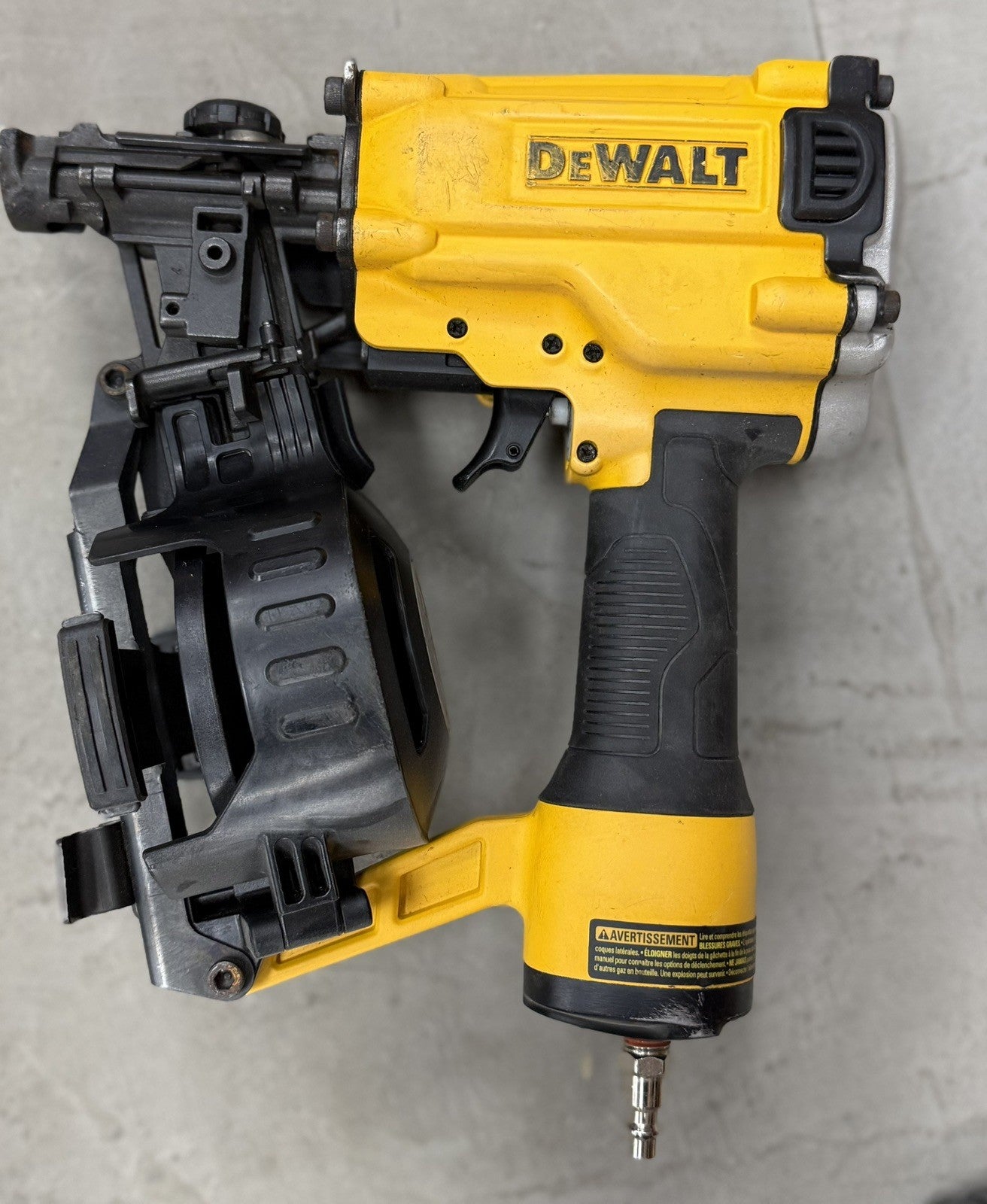 DEWALT 15° Pneumatic Coil Roofing Nailer Open Box Roofing Nail Gun - Lumi and Leo