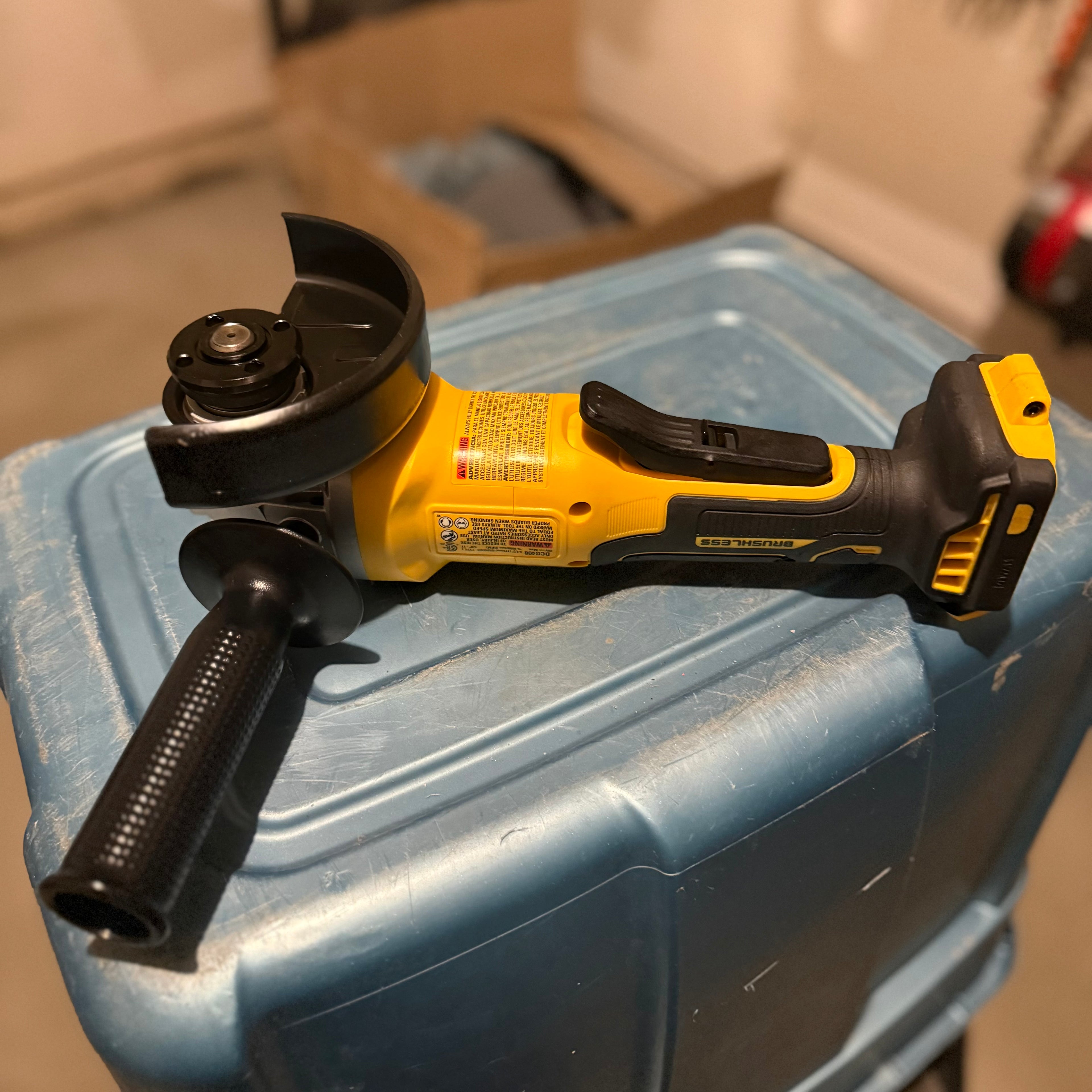 DEWALT 20V MAX XR BRUSHLESS 4-1/2” / 5” ANGLE GRINDER