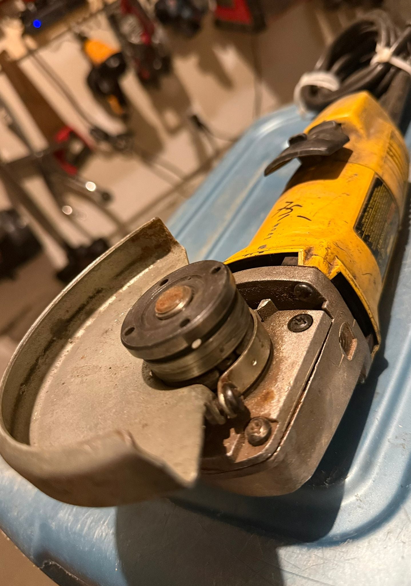 Used DEWALT DW402 4-1/2” ANGLE GRINDER – TESTED & WORKING