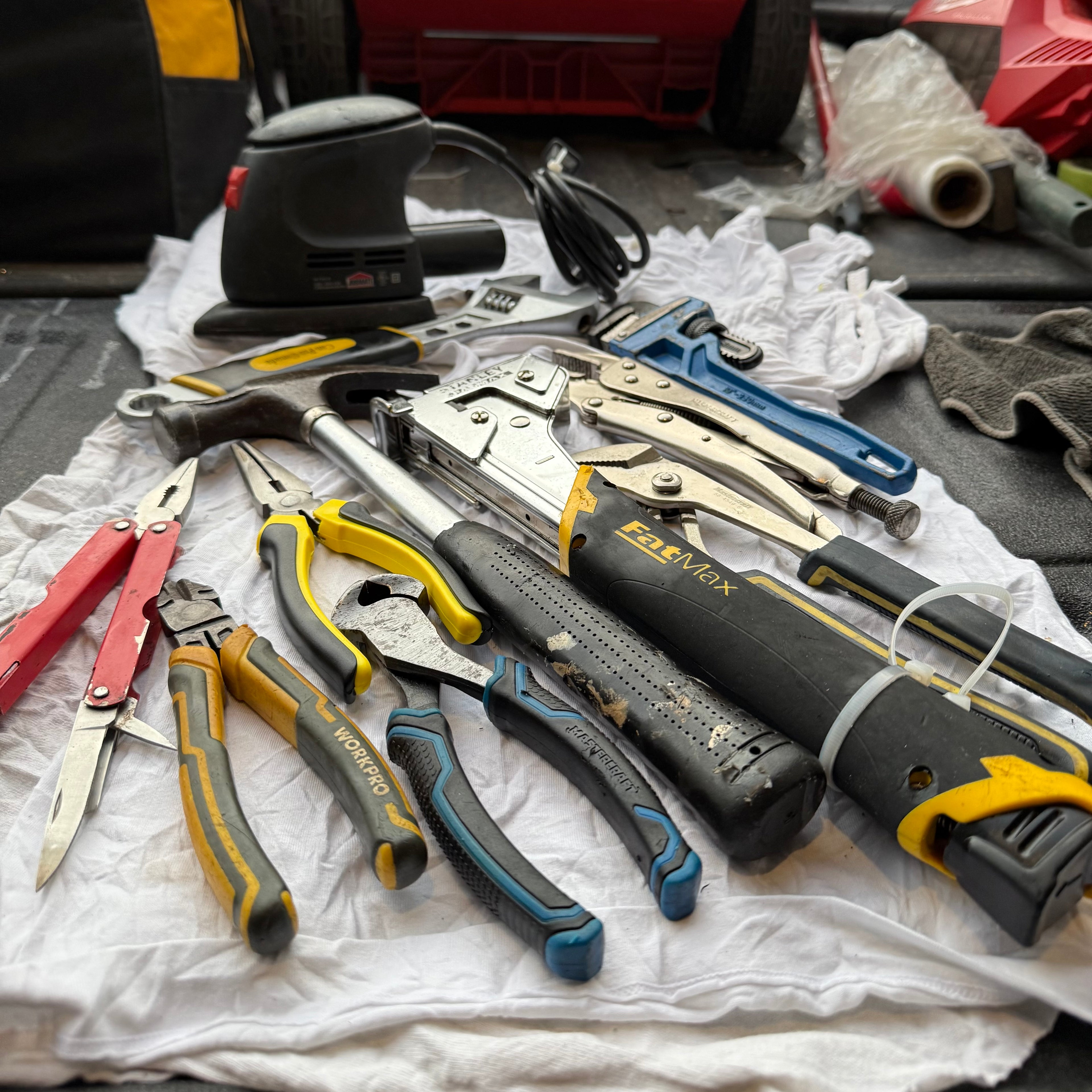 Handyman Tool Lot – Multiple Tools Included