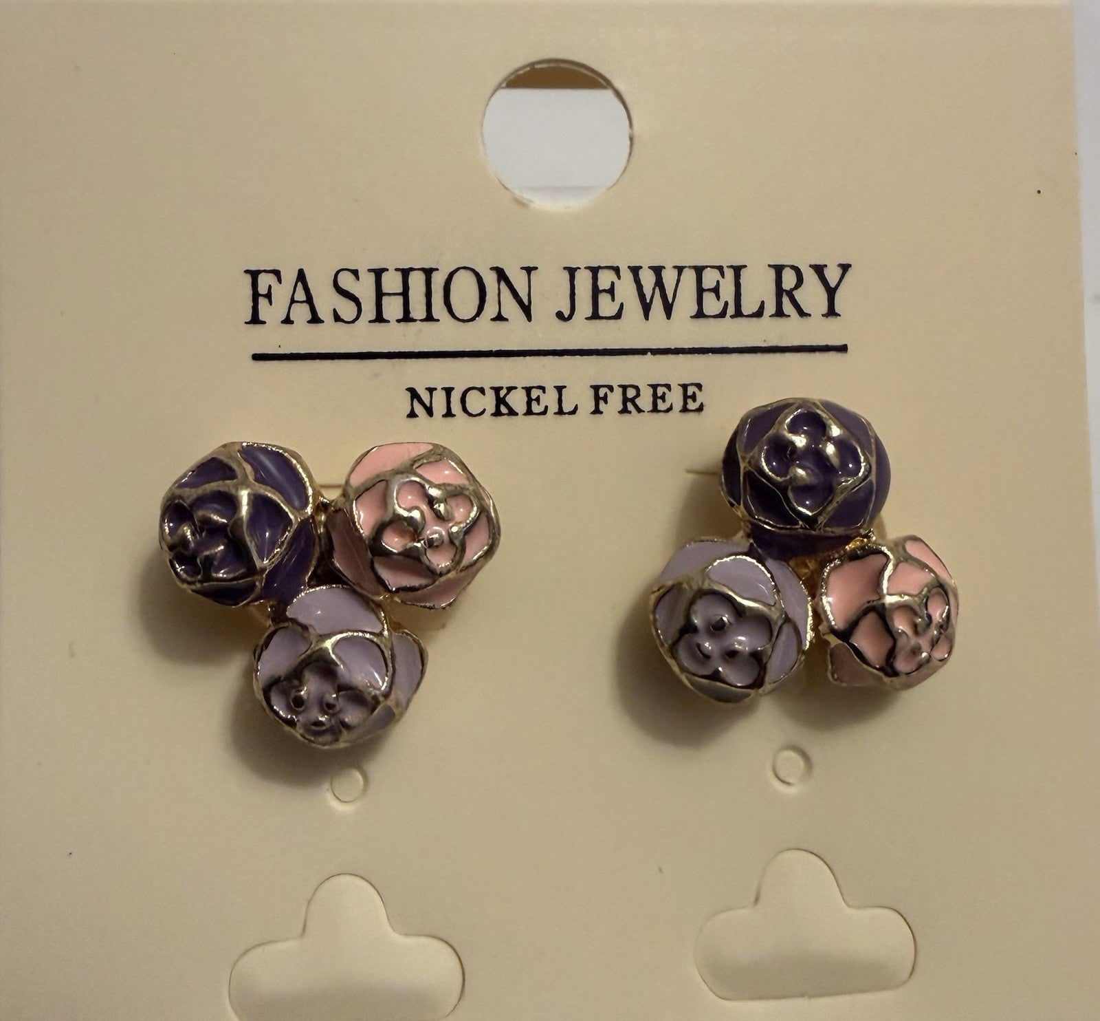 5xWomen's Fashion Earrings Elegant Floral Design Gold Tone Nickel Free Gift !!!!