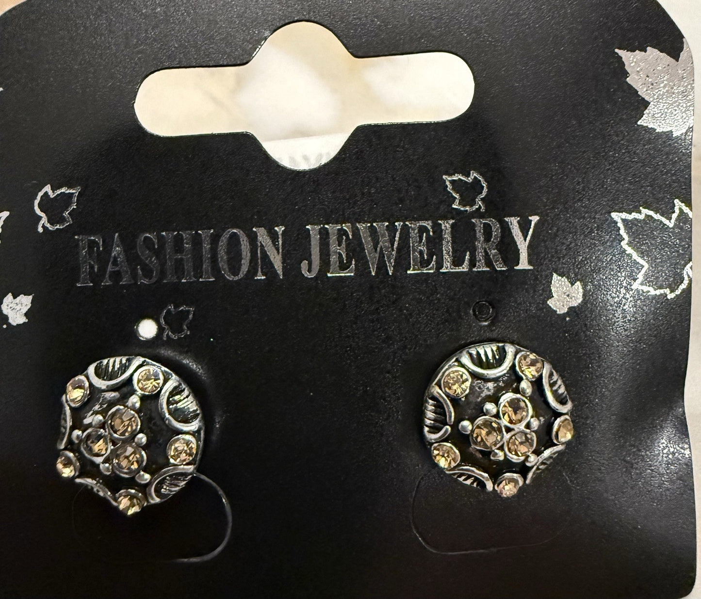 6xWomen's Fashion Earrings Elegant Floral Design Nickel Free. !! - Lumi and Leo