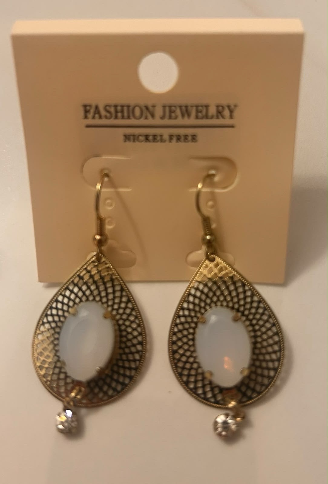 6xWomen's Fashion Earrings Elegant Floral Design Nickel Free. !! - Lumi and Leo