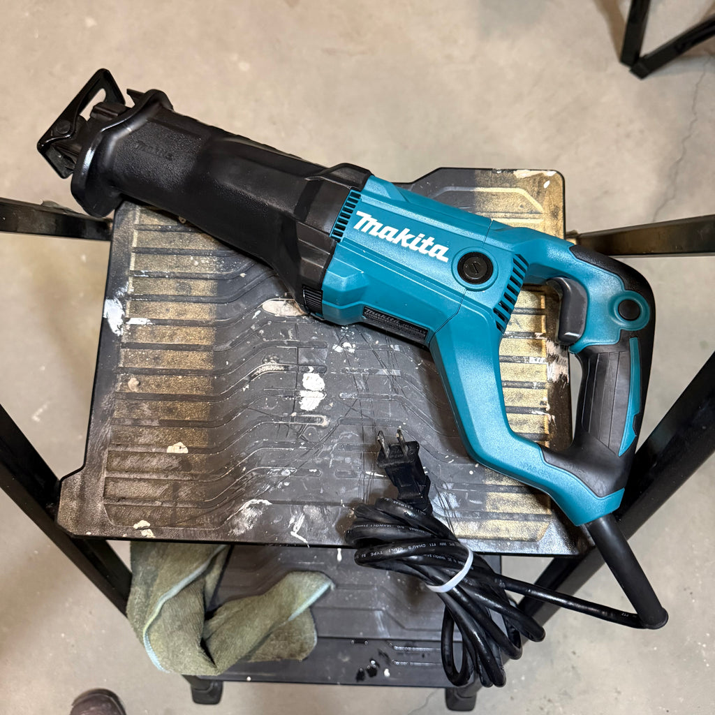MAKITA JR3051T 12 AMP RECIPROCATING SAW – $120