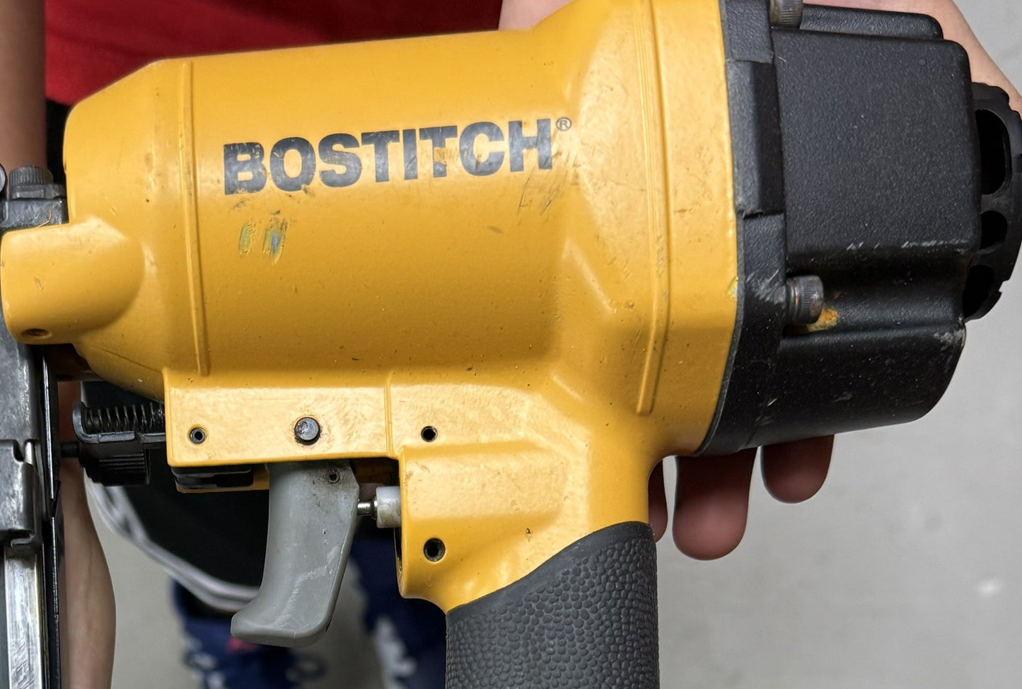 BOSTITCH SB-1664FN 16-Gauge Pneumatic Straight Finish Nailer Tested Working - Lumi and Leo