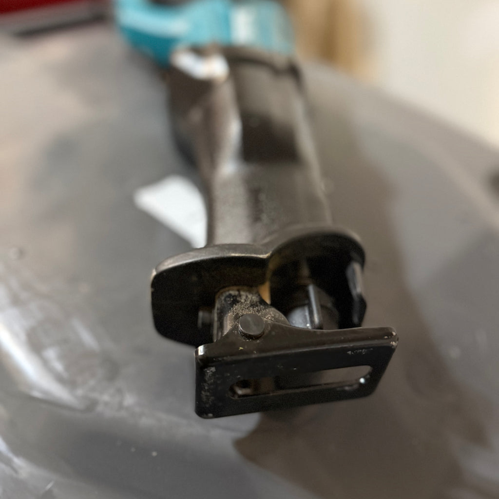 MAKITA JR3051T 12 AMP RECIPROCATING SAW – $120