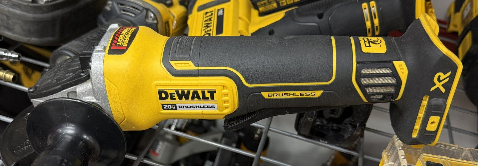 DEWALT 20V MAX XR Brushless 4-1/2/5" Angle Grinder Tool Only Tested Working