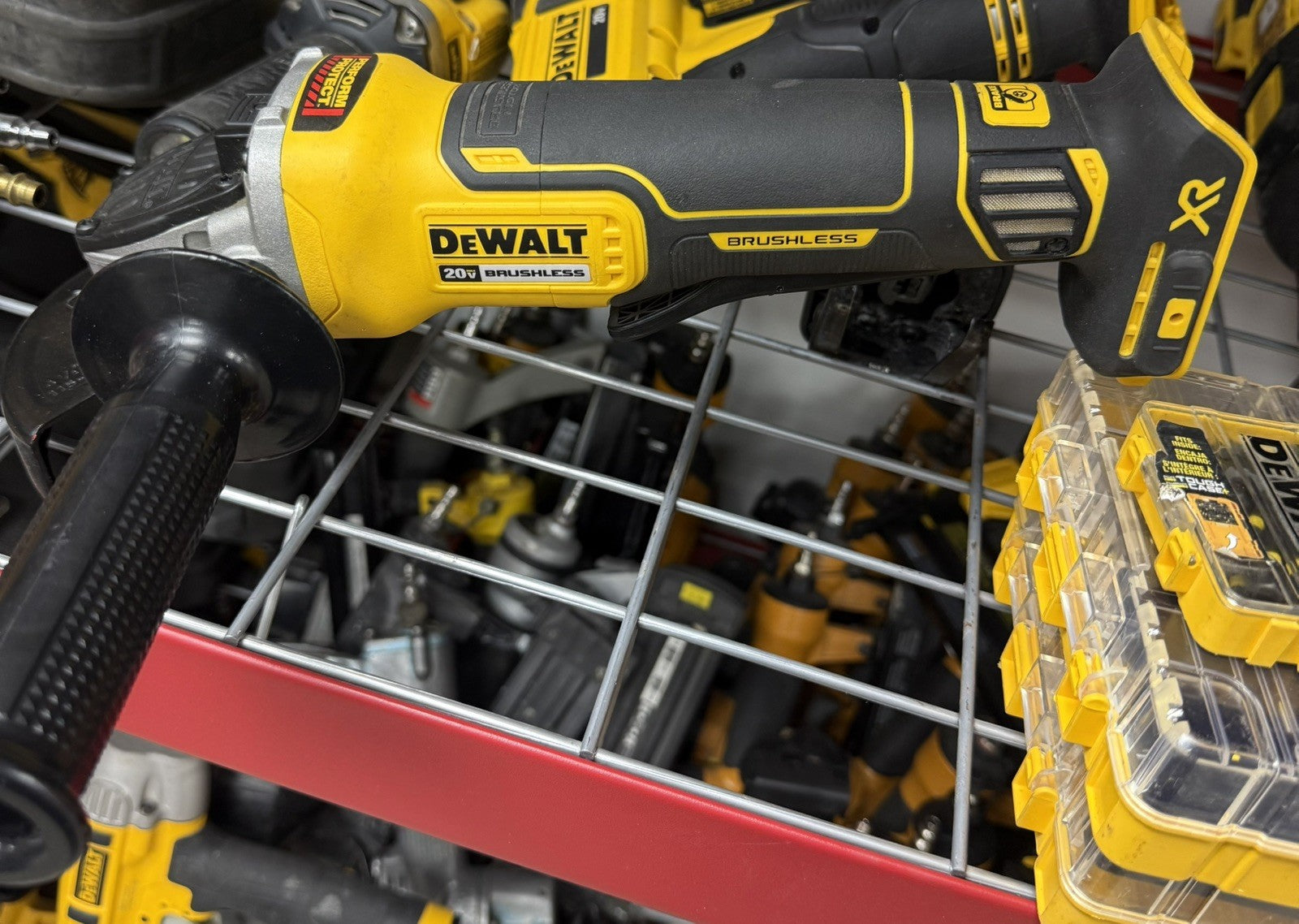 DEWALT 20V MAX XR Brushless 4-1/2/5" Angle Grinder Tool Only Tested Working