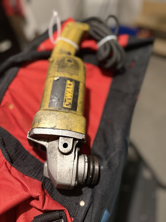 DEWALT DWE402K 4-1/2 inch Small Angle Grinder Kit - Lumi and Leo