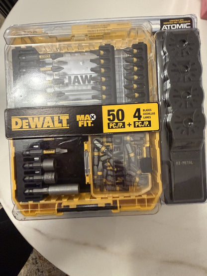 DEWALT MAX FIT 50Pc Screwdriver Bit Set + 4 Oscillating Blades New - Lumi and Leo