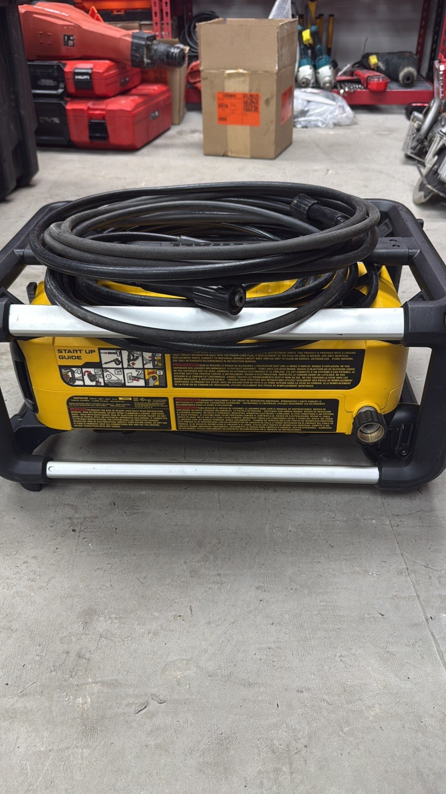 DeWALT 2100 PSI 1.2 GPM Electric Pressure Washer – Tested & Working