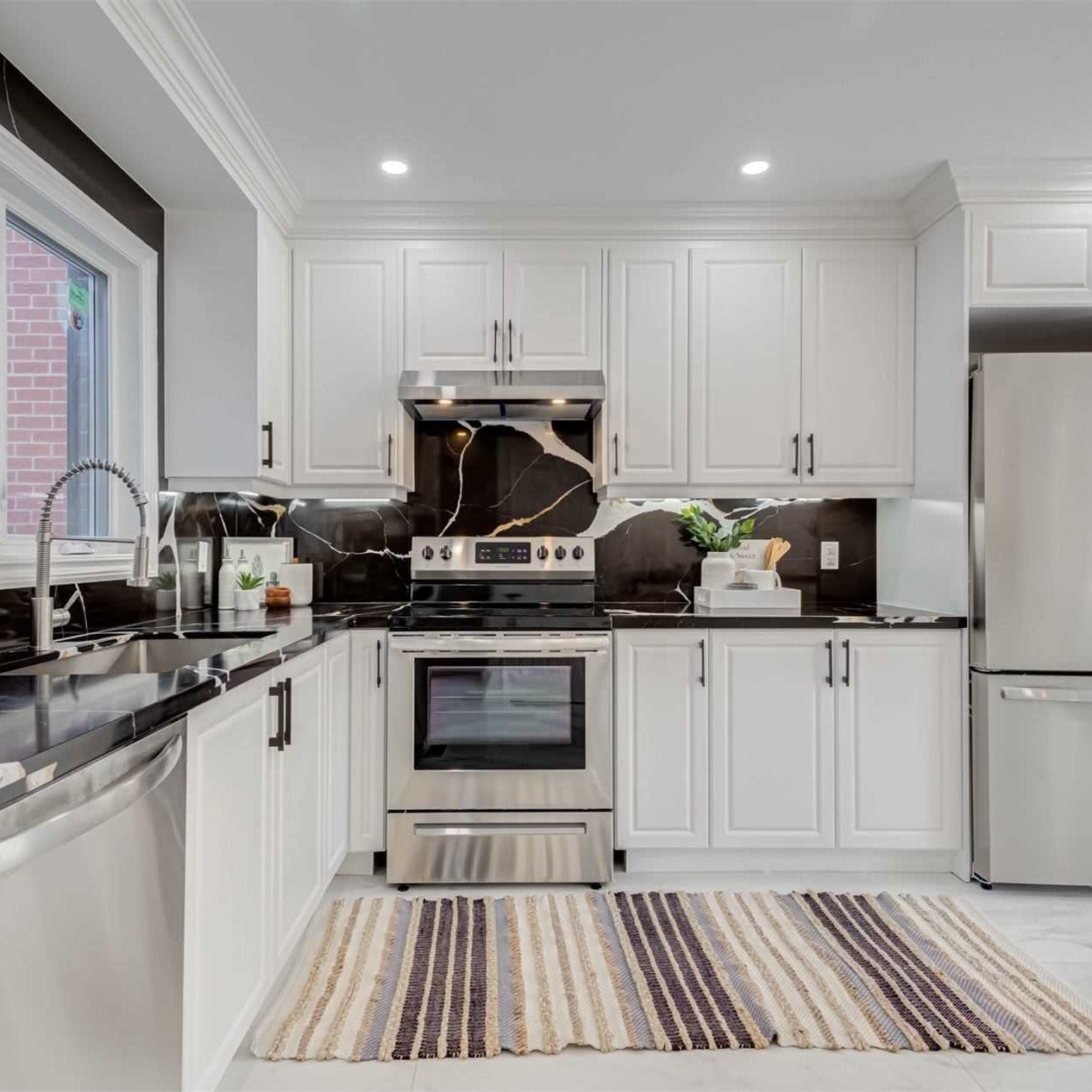 Kitchen & Bathroom Remodeling Experts