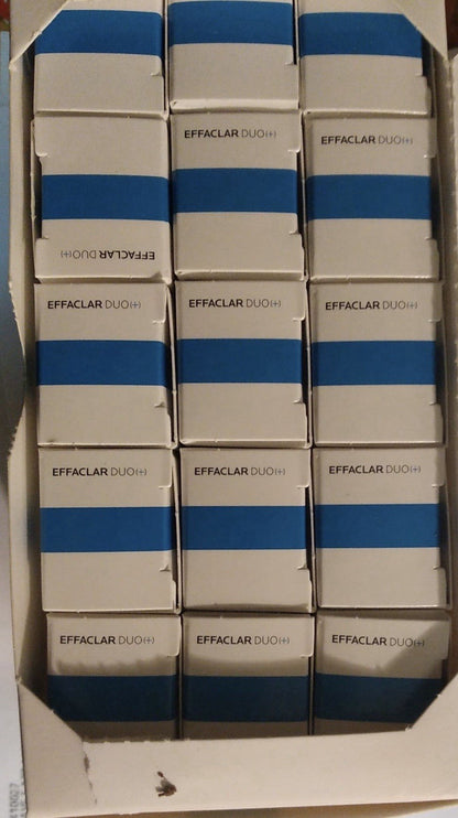 La Roche-Posay Effaclar Duo+ Acne Treatment 15 x 3mL Sample Pack 45mL - Lumi and Leo