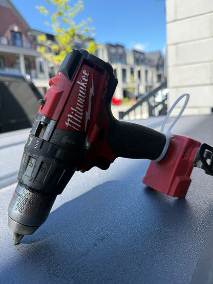 MILWAUKEE M18 FUEL HAMMER DRILL - Lumi and Leo