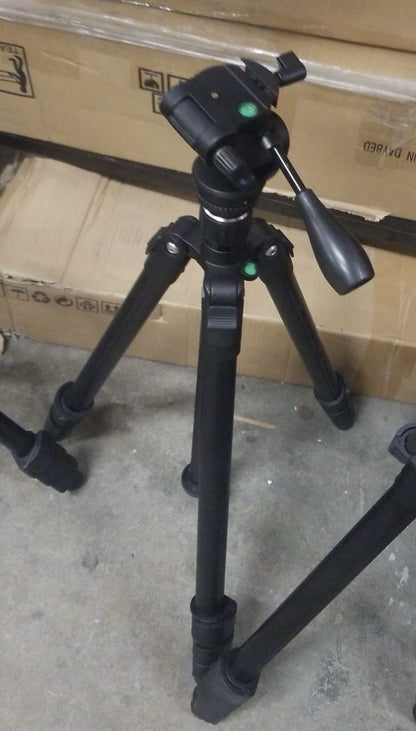 Makartt Aluminum Camera Tripod 40" 102cm Pan Head Quick Release 3kg Load - Lumi and Leo