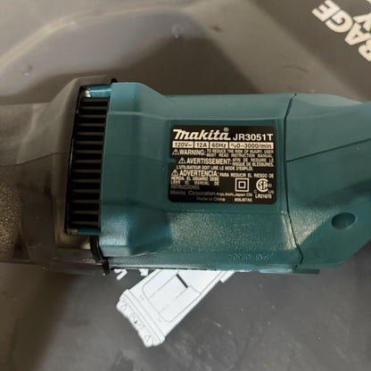 Makita JR3051T 120V Reciprocating Saw - Lumi and Leo