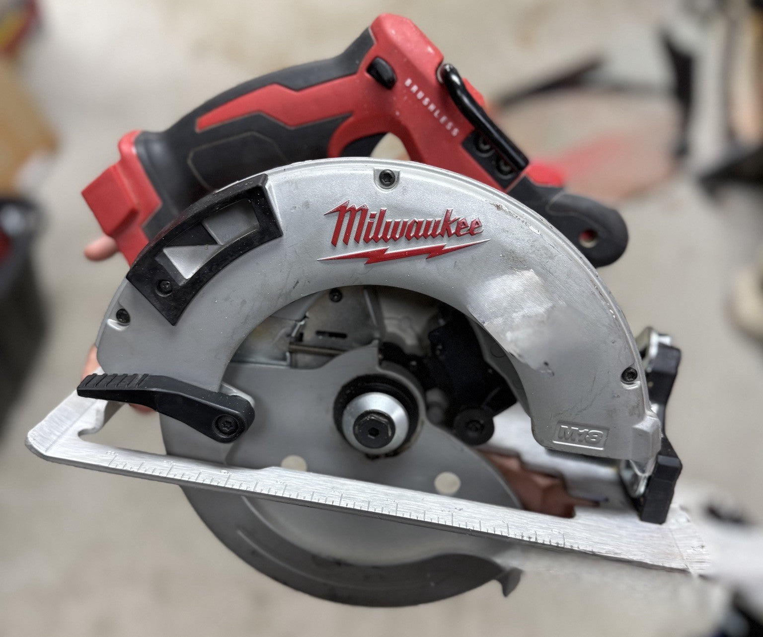 Milwaukee M18 6-1/2Brushless Circular Saw Tool Only Tested Working