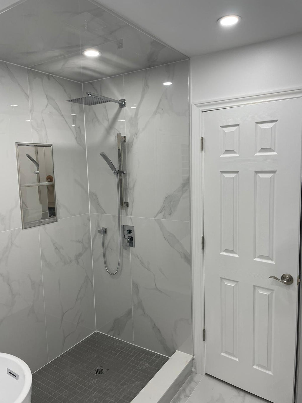 Kitchen & Bathroom Remodeling Experts