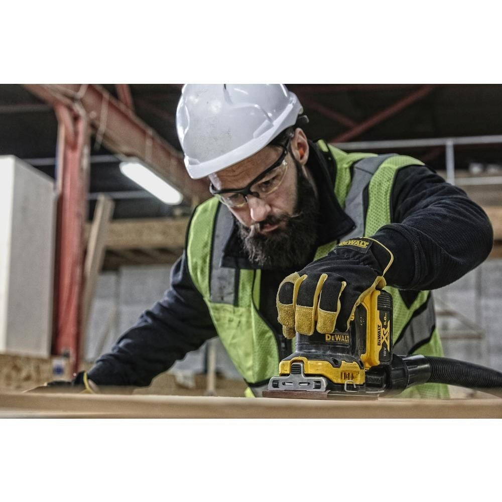 New Dewalt DCW200B 20V  Max XR Brushless 1/4 Sheet Variable Speed Sander (NIB)