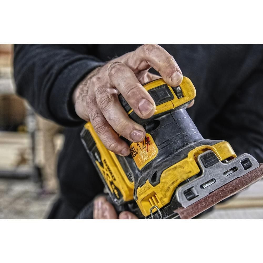 New Dewalt DCW200B 20V  Max XR Brushless 1/4 Sheet Variable Speed Sander (NIB) - Lumi and Leo