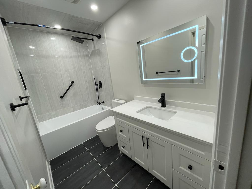 Kitchen & Bathroom Remodeling Experts