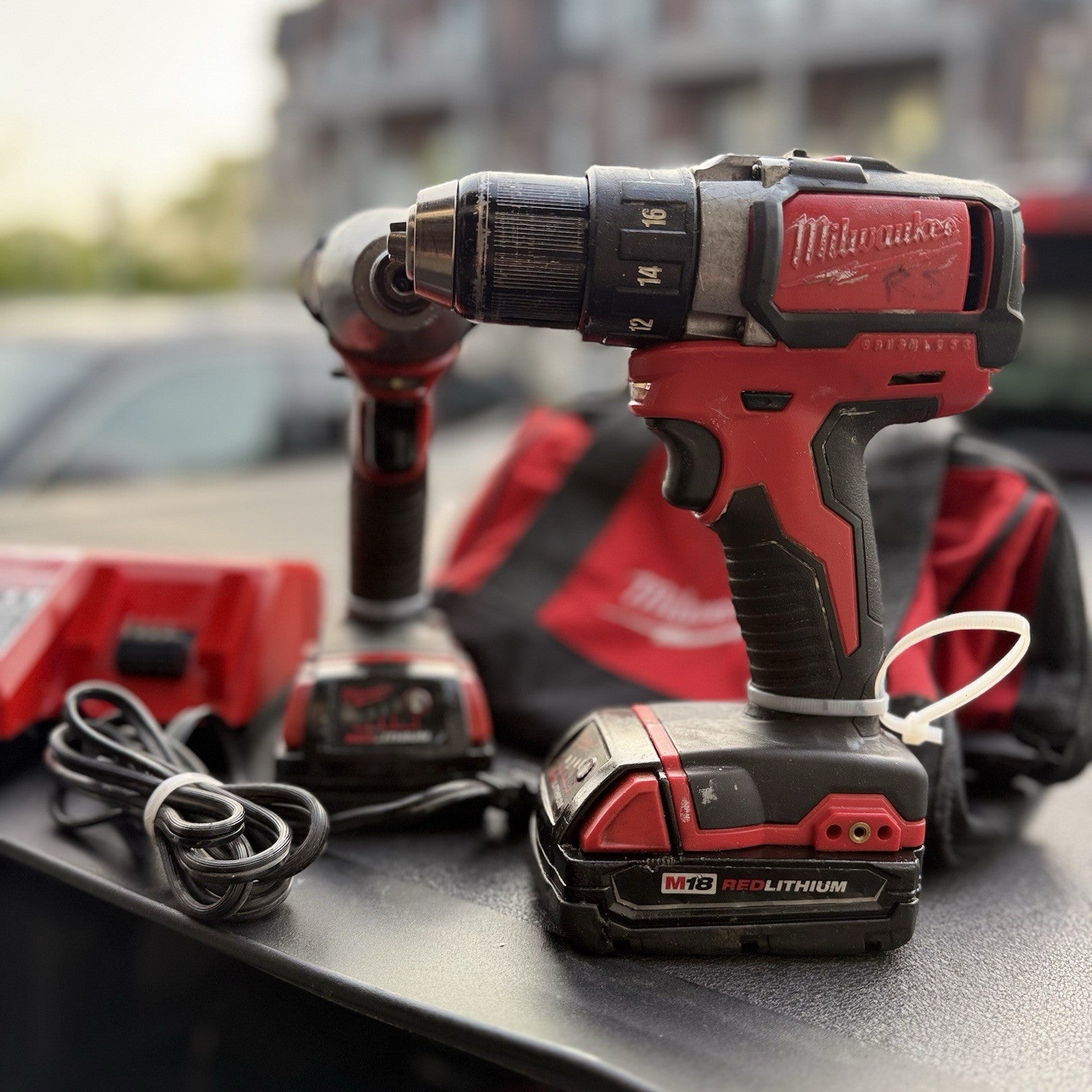 Title: Milwaukee M18 Impact Driver Kit w/ 2 Batteries Charger & Tool Bag Tested