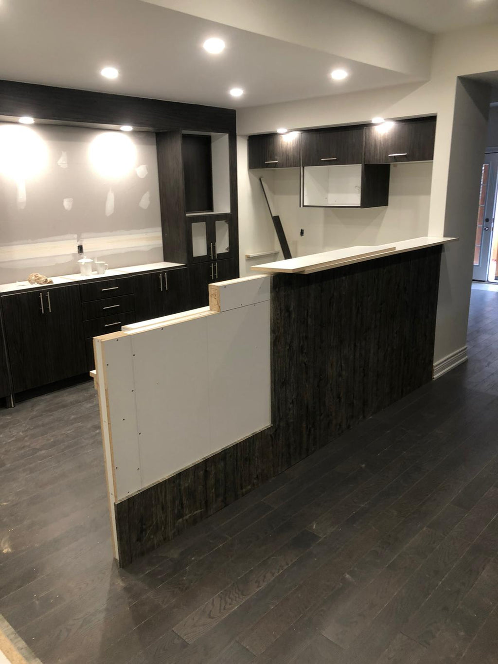 Kitchen & Bathroom Remodeling Experts