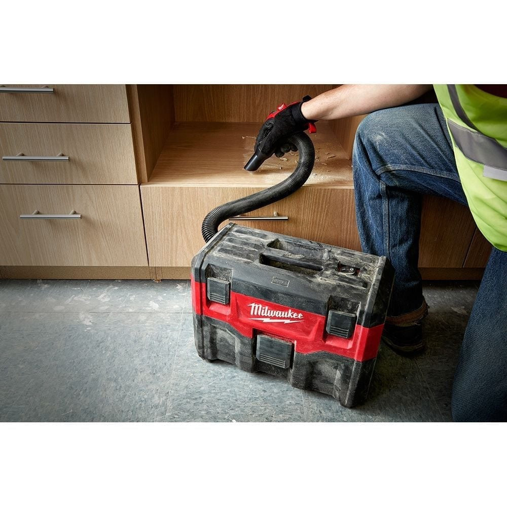 Wet/Dry Vacuum with 2 Gallon Capacity