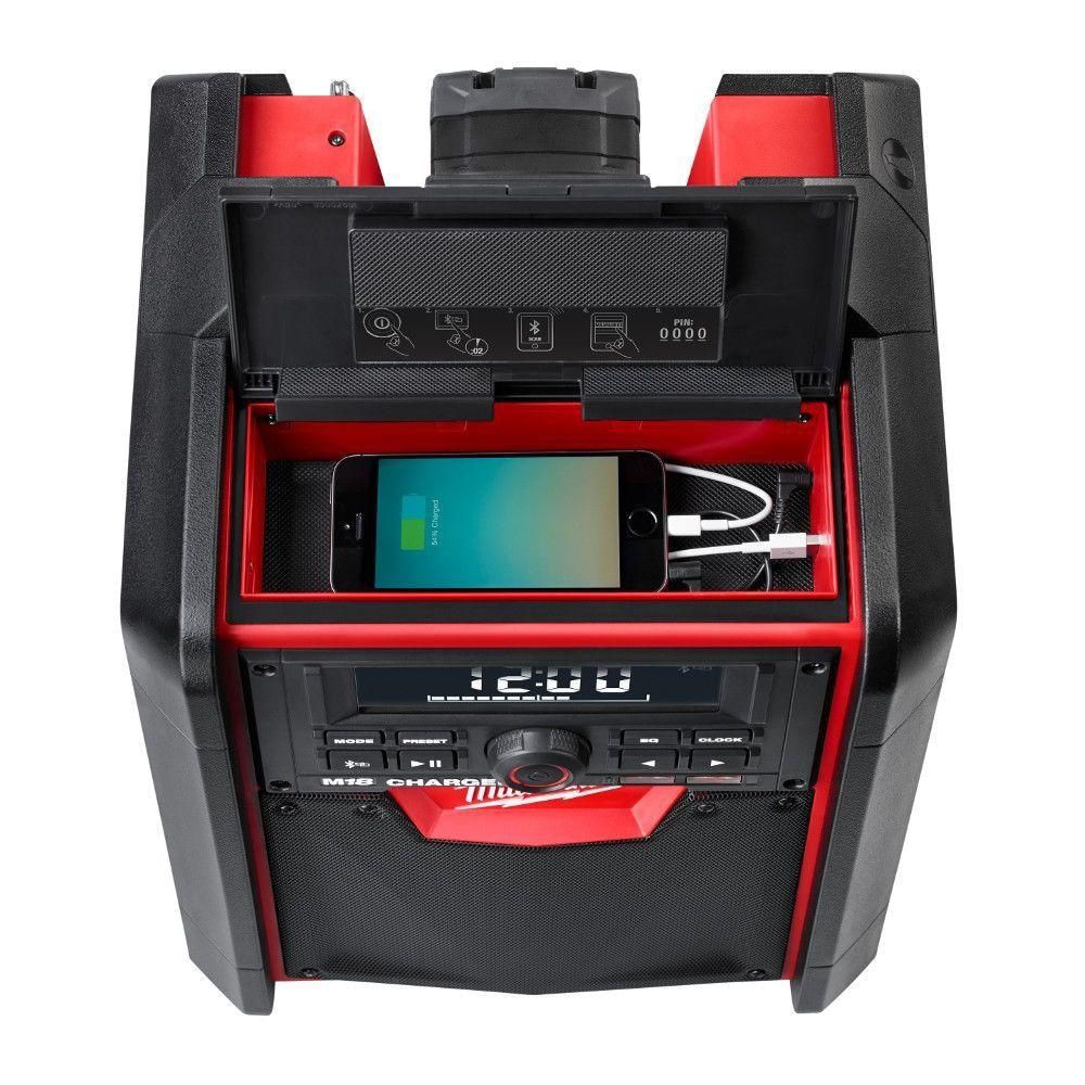 Used & Tested - 🔥 Milwaukee M18 Jobsite Radio + Charger 💥 Bluetooth • Heavy Duty • Charges M18 Batteries 💥 Professional Jobsite Speaker With Amazing Sound