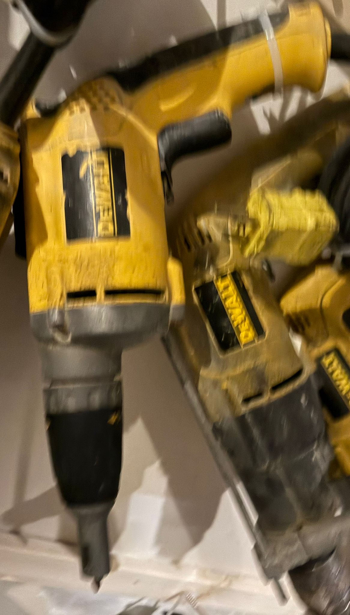 Used & Tested - DEWALT PROFESSIONAL DRYWALL SCREW GUN