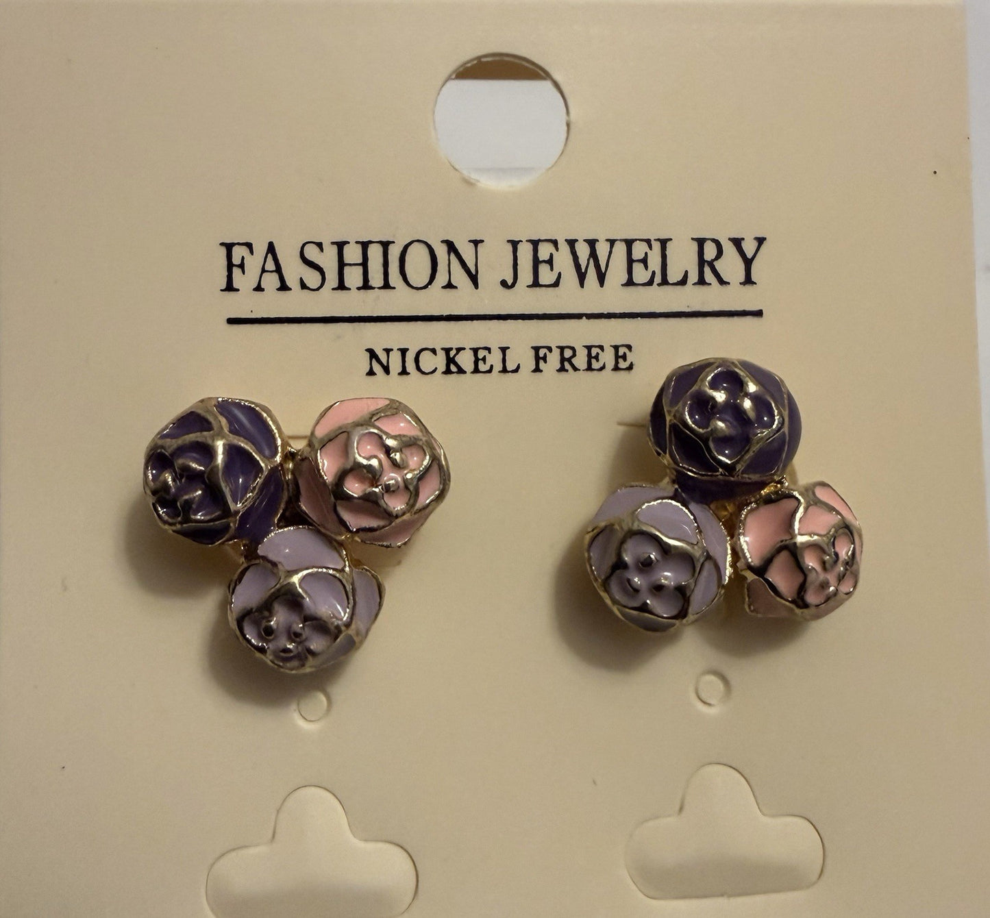 Women's Fashion Stud Earrings Elegant Floral Design Gold Tone Nickel Free Gift - Lumi and Leo