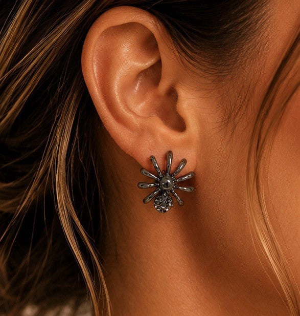 Women's Fashion Stud Earrings Elegant Floral Design Gold Tone Nickel Free Gift