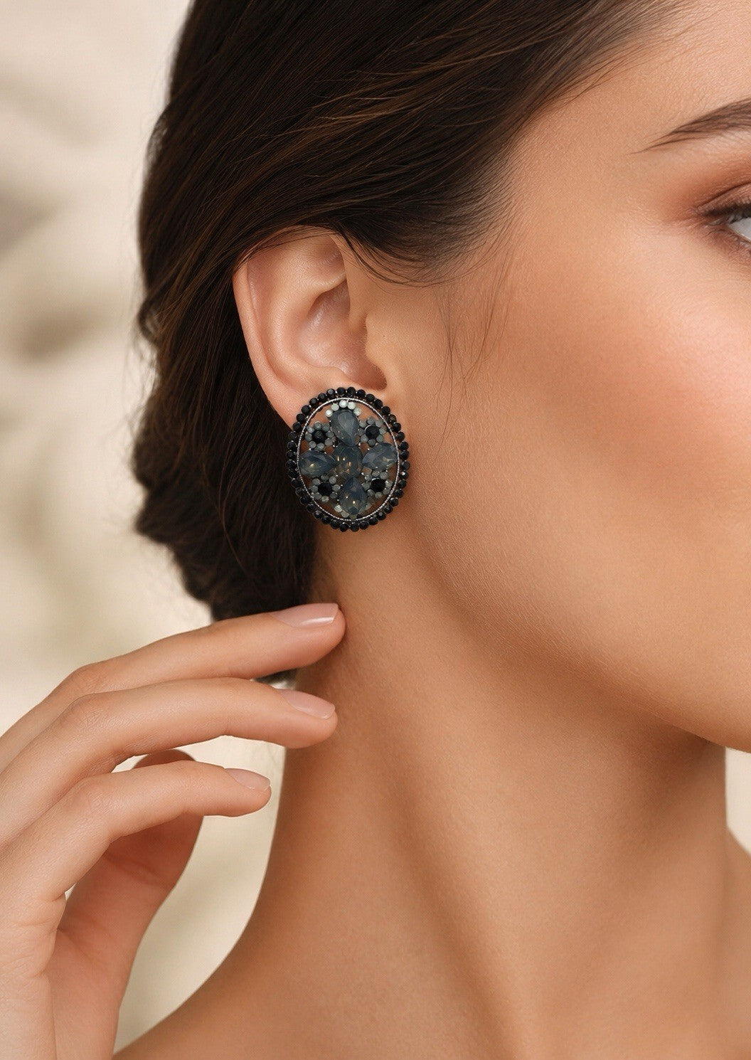 Women's Fashion Stud Earrings Elegant Floral Design Gold Tone Nickel Free Gift