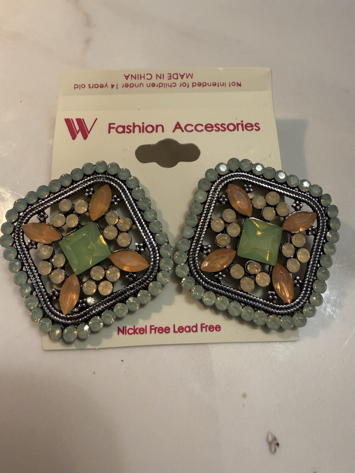 Women's Fashion Stud Earrings Elegant Floral Design Gold Tone Nickel Free Gift - Lumi and Leo