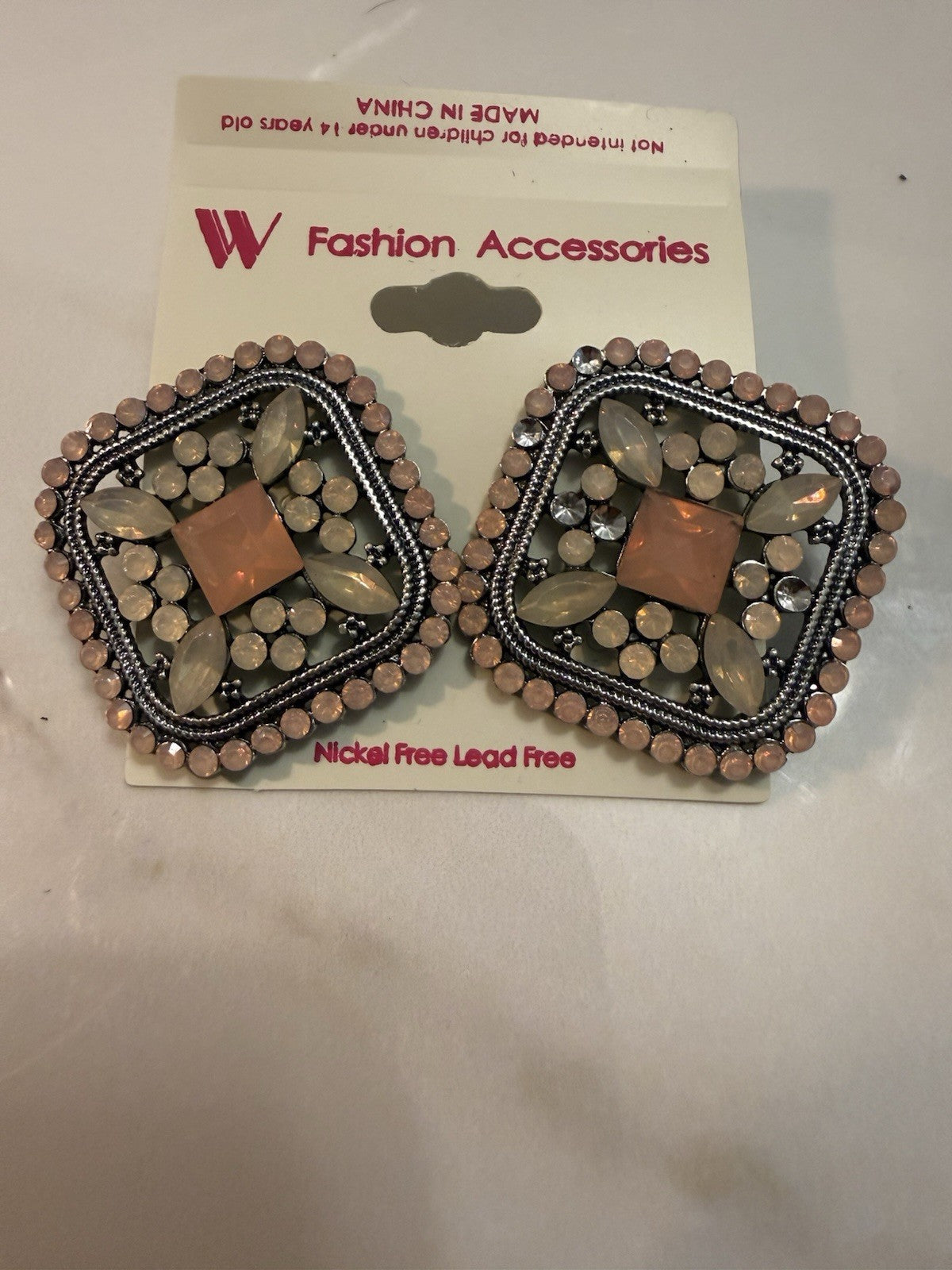 Women's Fashion Stud Earrings Elegant Floral Design Gold Tone Nickel Free Gift - Lumi and Leo