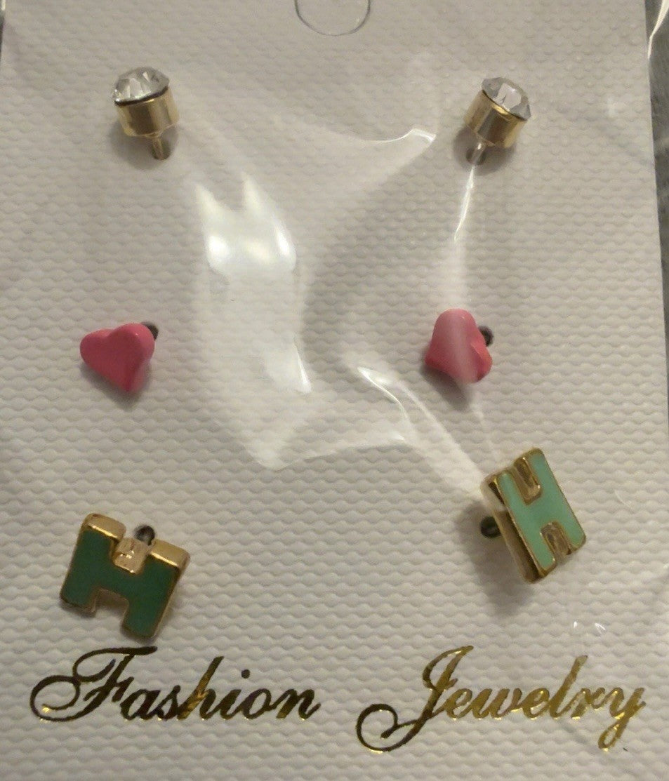 Women's Fashion Stud Earrings Elegant Floral Design Gold Tone Nickel Free Gift